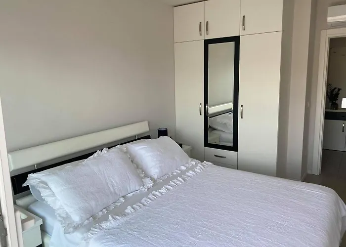 Modern With Garage Διαμέρισμα *