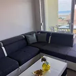 Appartement Modern With Garage